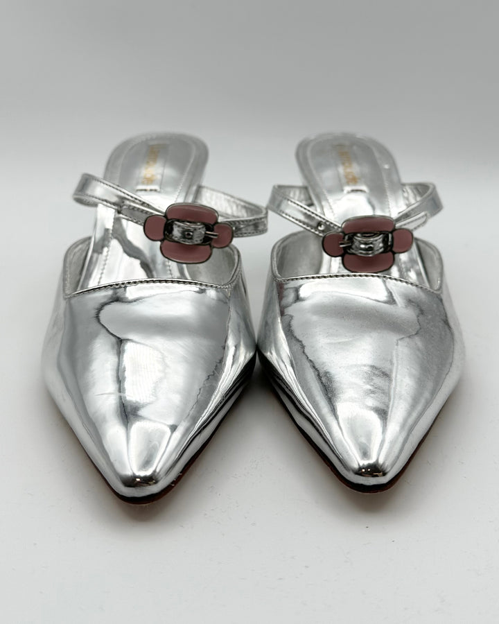 Silver Patent Leather Pointed Toe Kitten Heel - Size 6