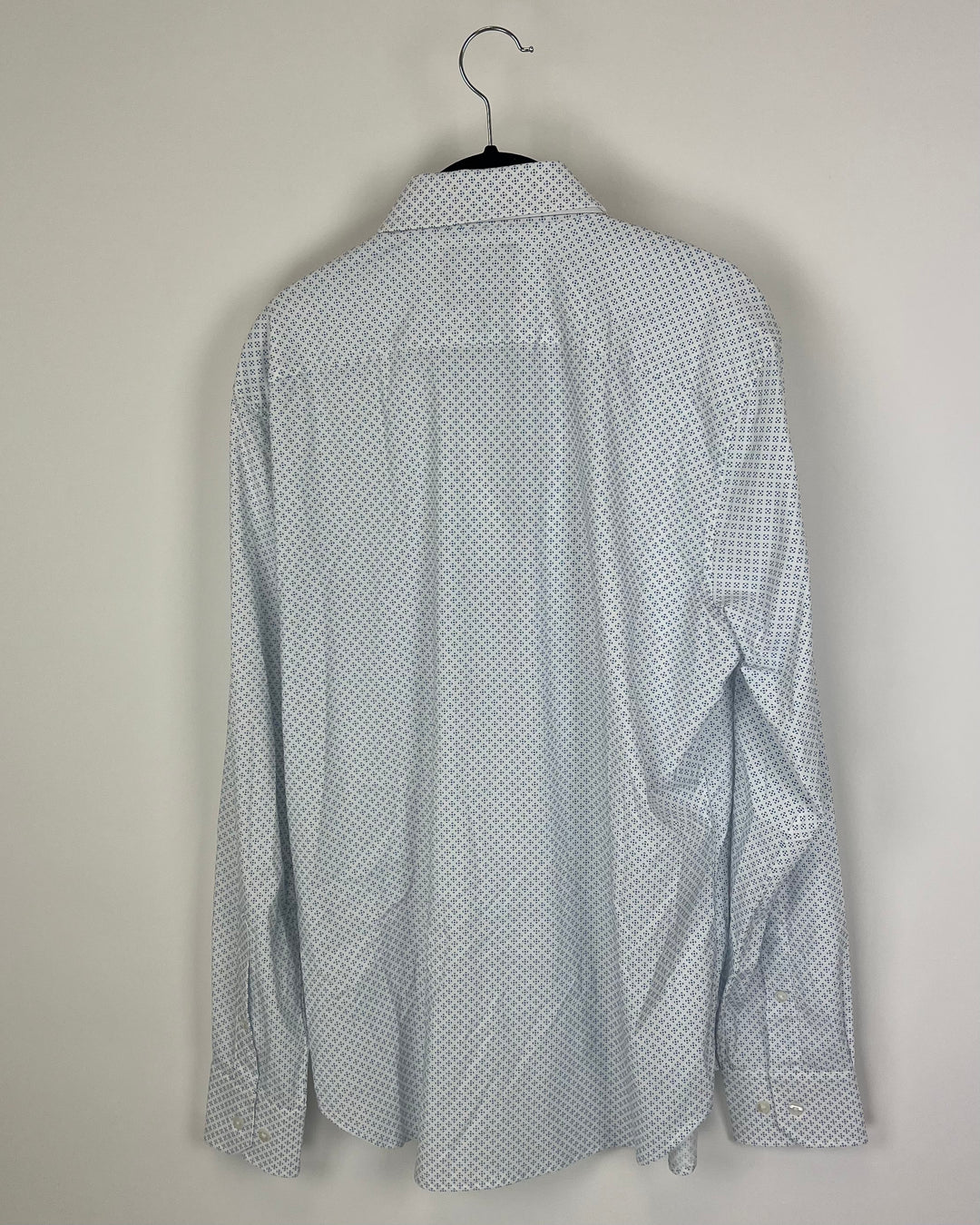 MENS White Collared Shirt With Blue Diamonds - Slim Fit Medium