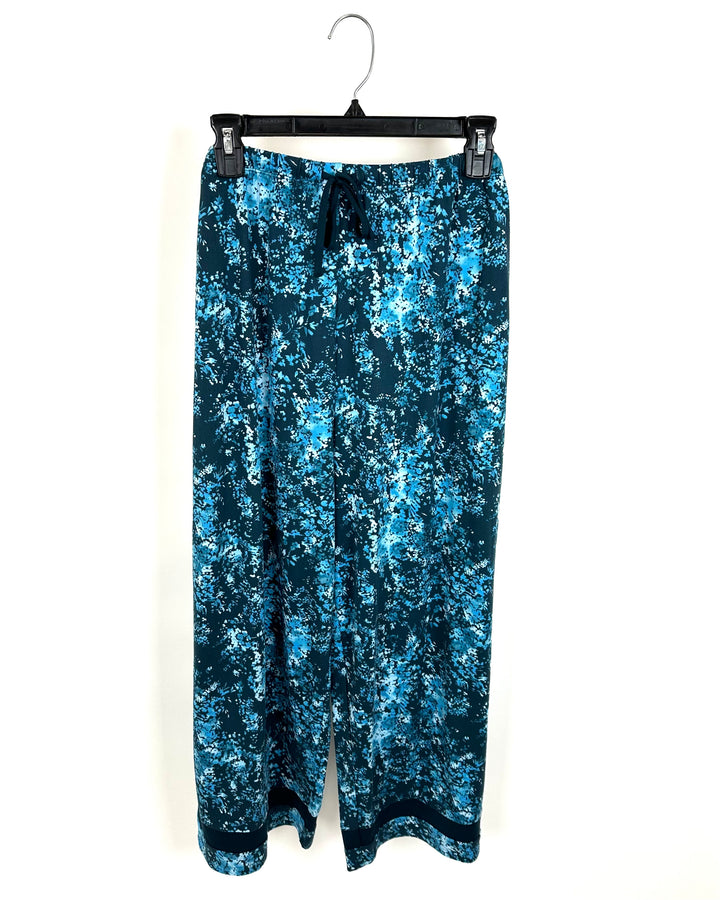 Turquoise Blue Floral Printed Pajamas - Size 2X