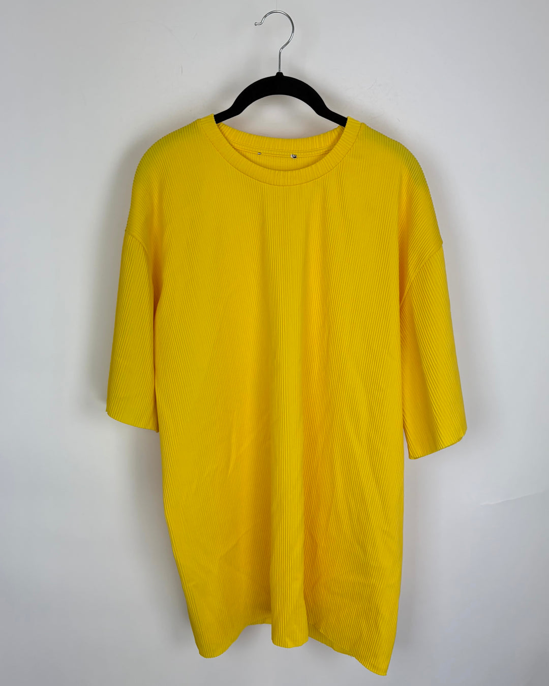 Yellow Short Sleeve Top - Size 14/16