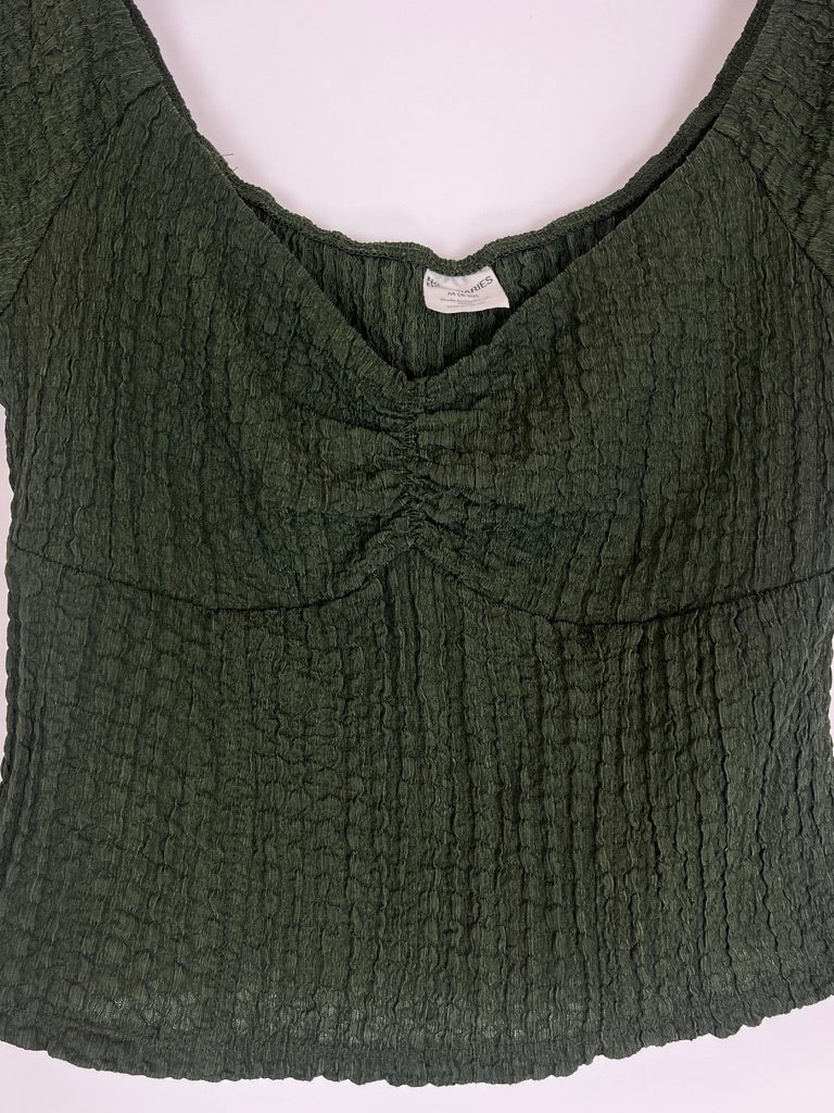 Cropped Green Short Sleeve - Size 4/6