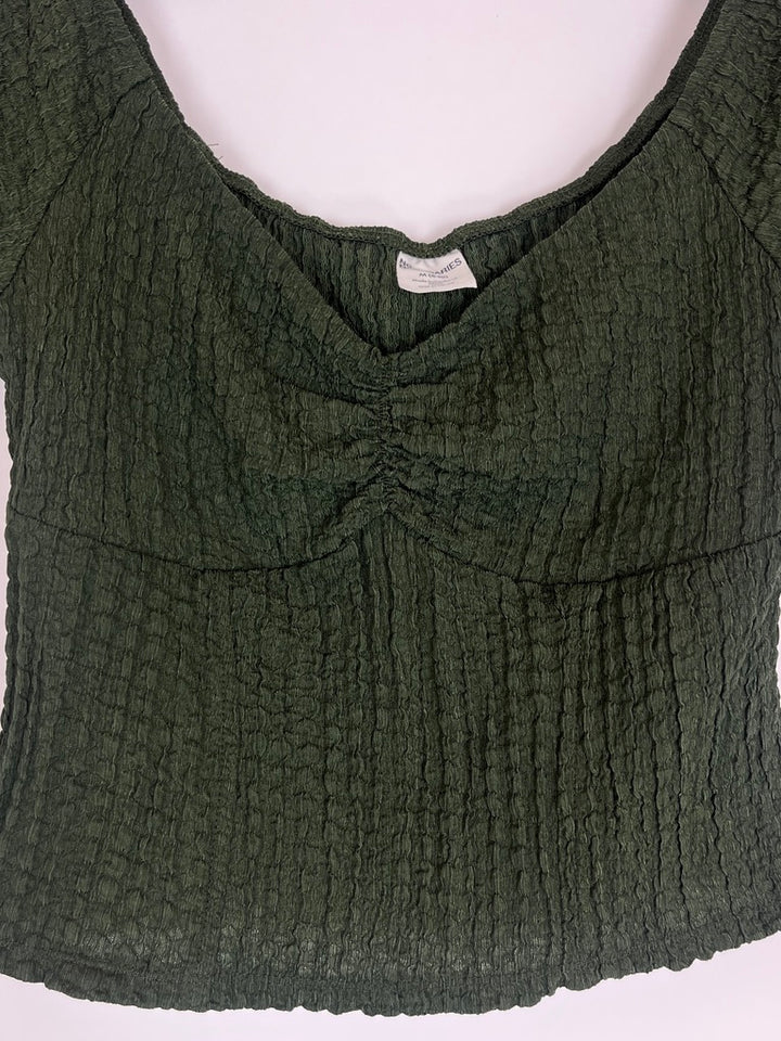 Cropped Green Short Sleeve - Size 4/6