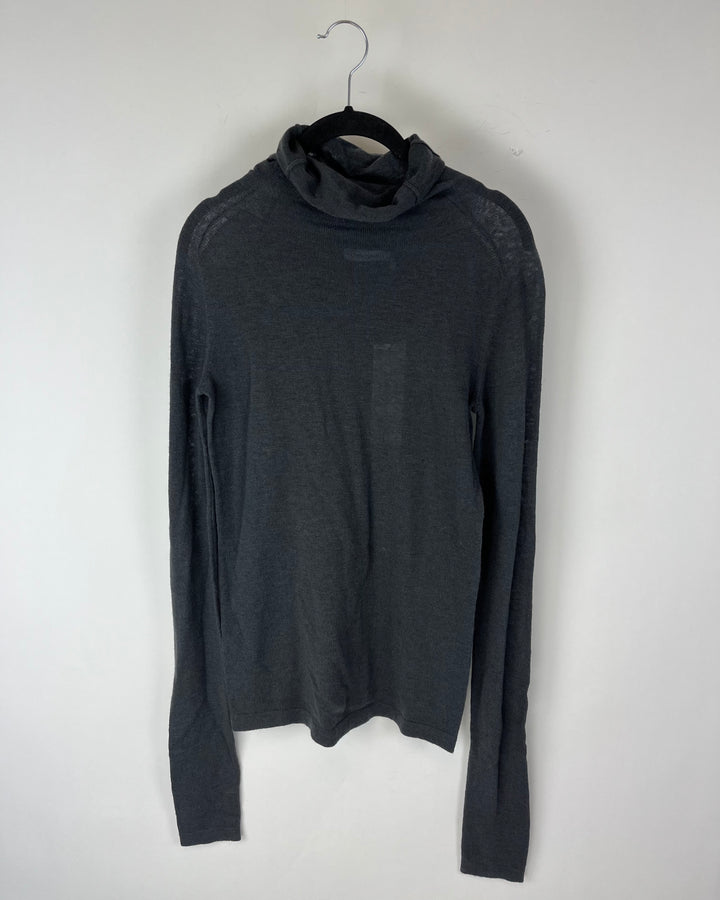 Gray Long Sleeve Turtle Neck Top - Small
