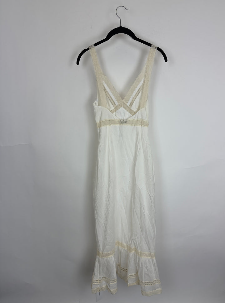 White and Cream Lace Dress - Size 0