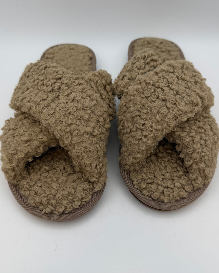 Open Toe Brown Fuzzy Slippers - Size 8/9