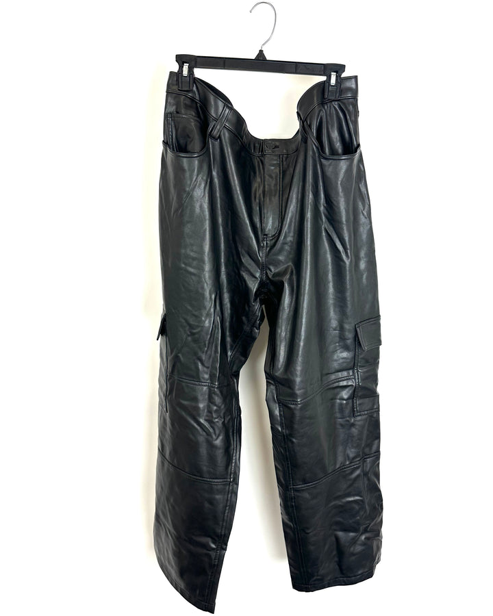 Abercrombie & Fitch Vegan Leather Cargo Pants - Size 20R