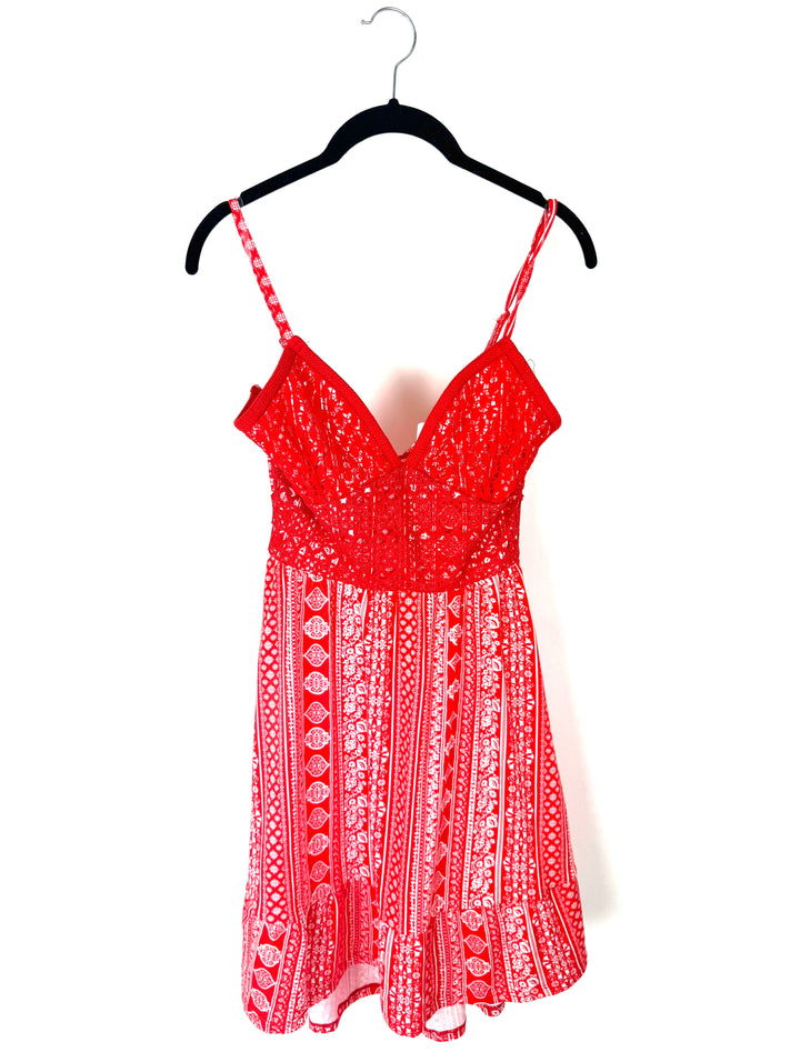 Red Thin Strap Flowy Dress With Abstract Print - Size 4/6