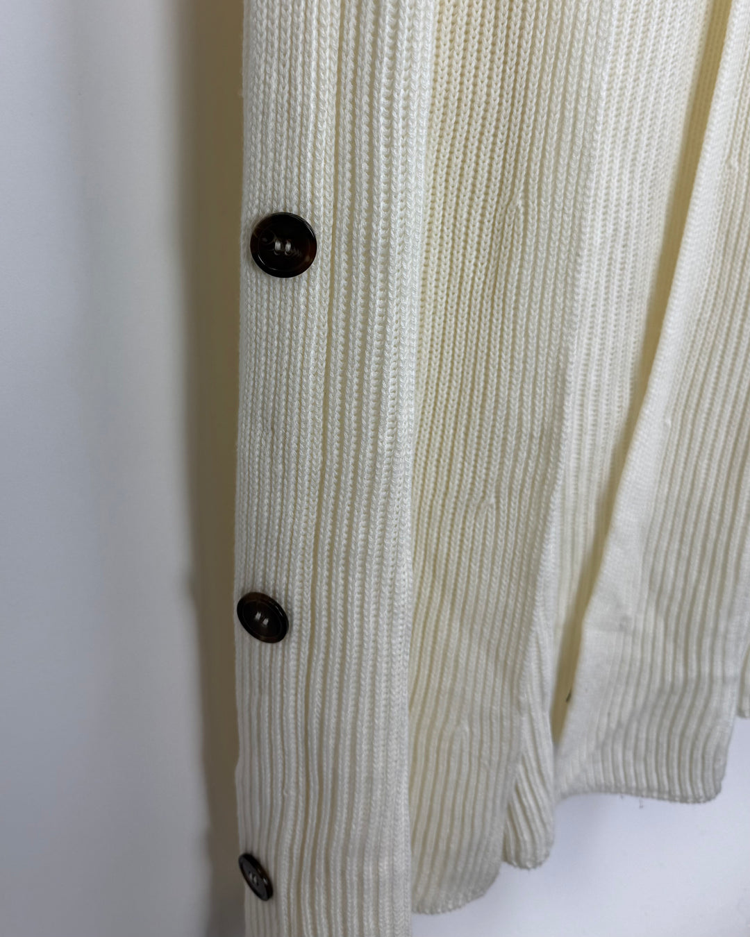 Cream White Sleeveless Cardigan - Extra Large