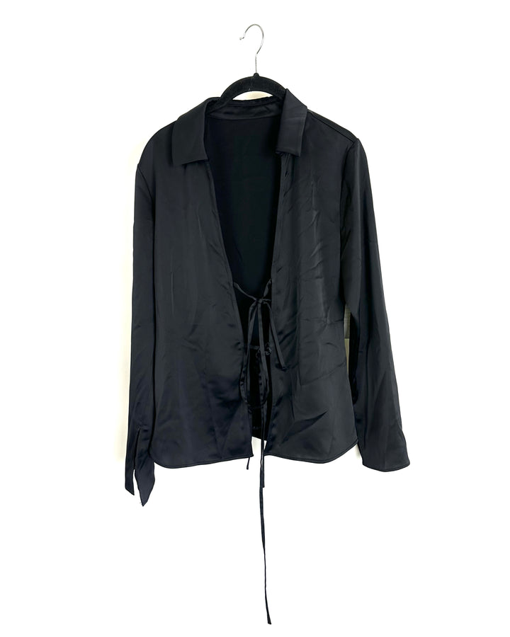 Black Collared Tie Front Top - Size 4/6