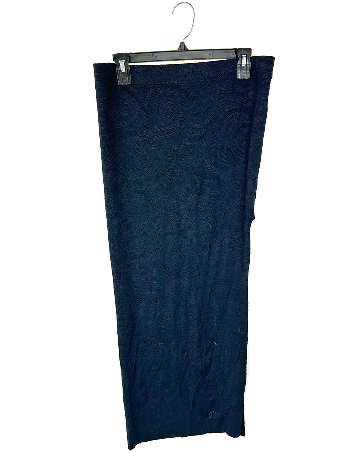 Black Embossed Cover Up Skirt - Extra Large/Extra Extra Large