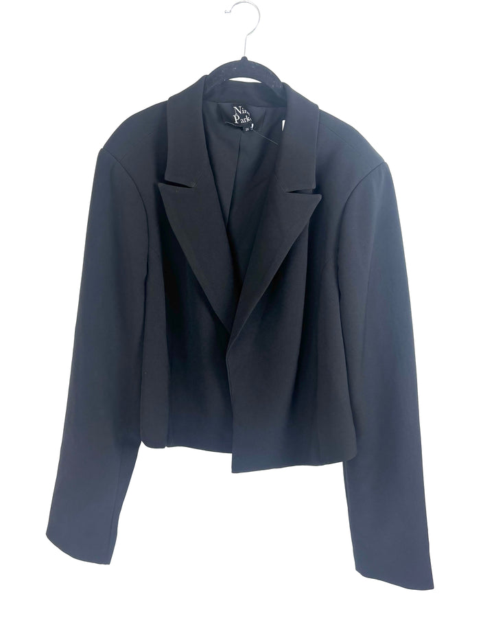 Black Cropped Non Button Blazer - Size 2X