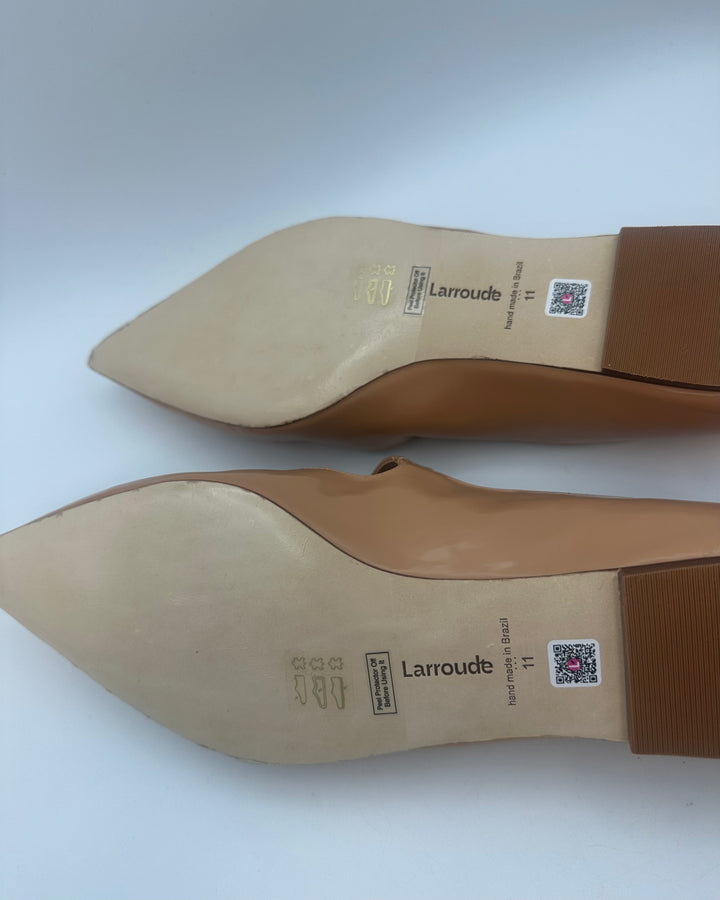 Nude Pointed Toe Leather Flat - Size 11