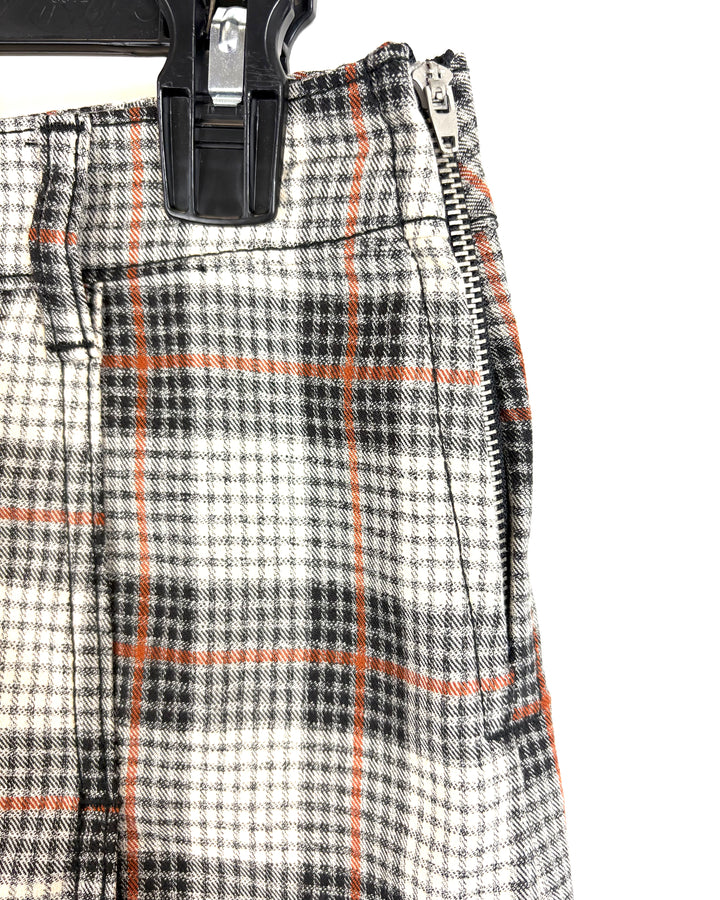 Plaid Neutral Colored Mini Skort - Size 2/4