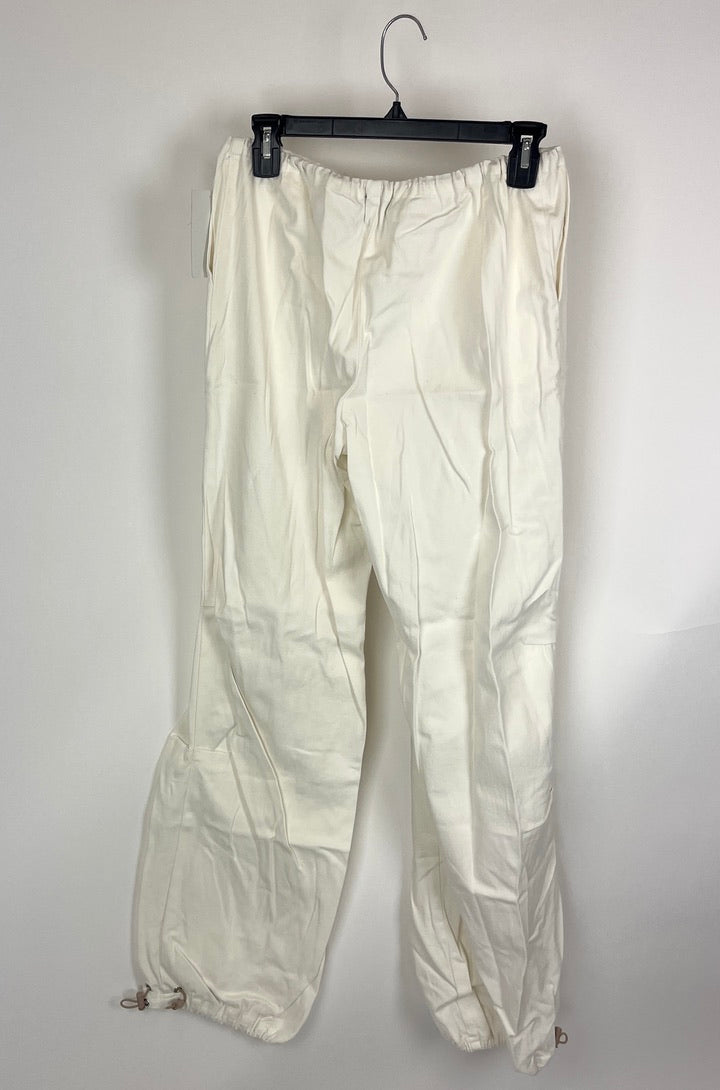 White Joggers with Pockets - Size 2/4
