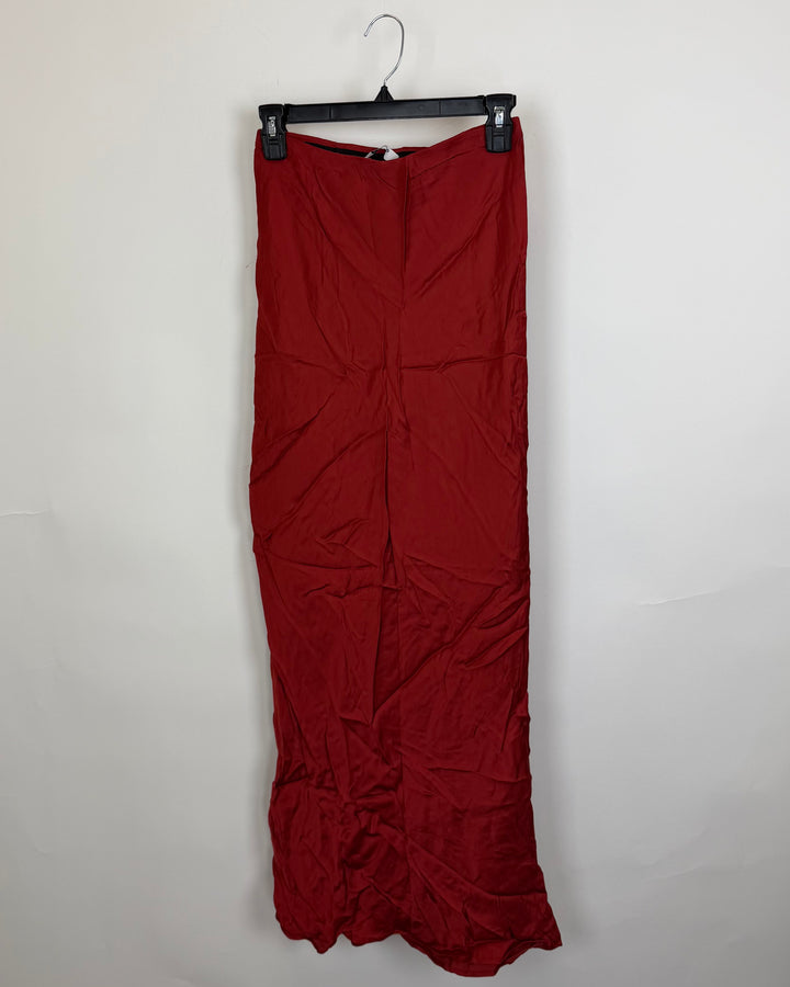 Dark Red Skirt - Size 2/4