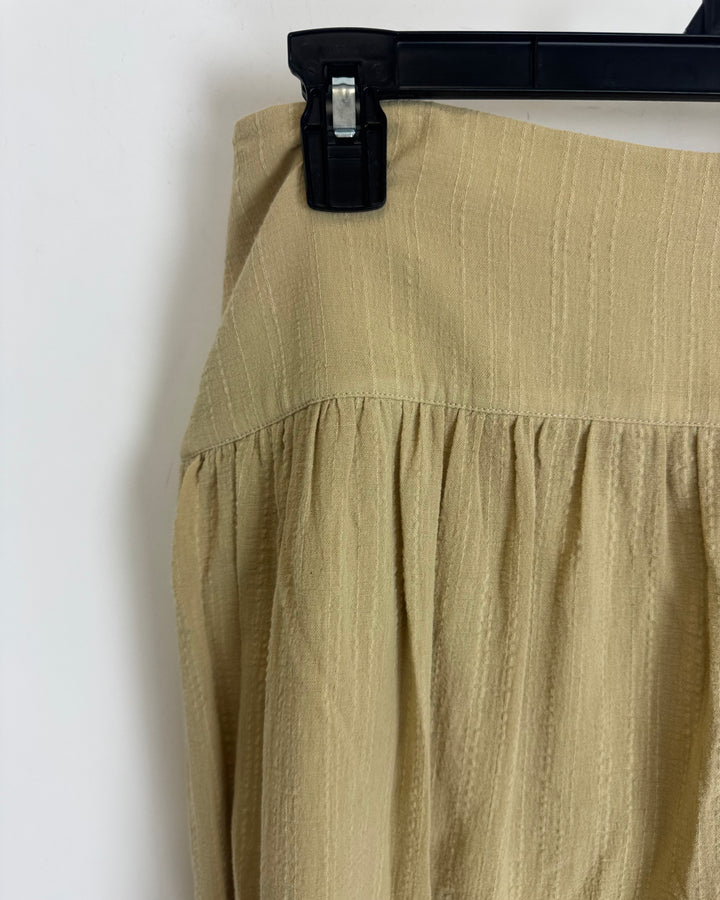 Beige Smocked Waistband Skirt - Size 8/10