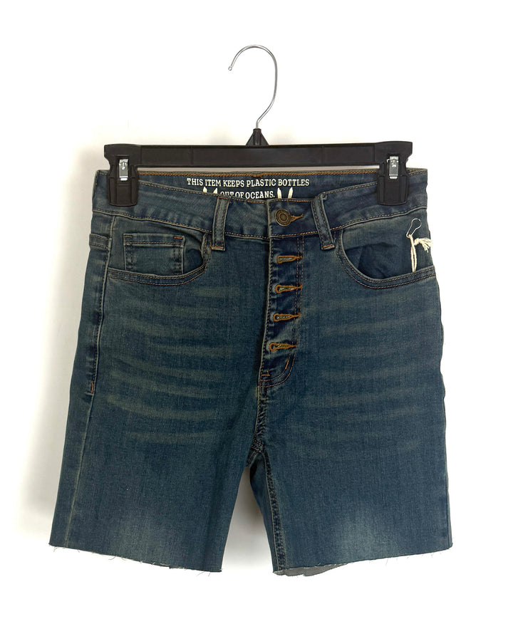 Medium Wash Button Fly Jean Shorts - Size 2/4