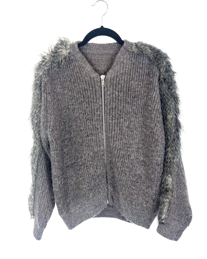 Grey Ribbed Knit Zip Up Sweater - Large