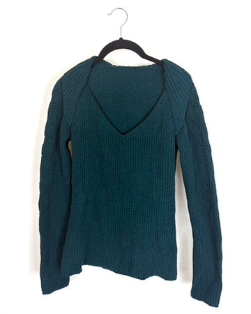 Emerald Green Long Sleeve Sweater - Size 2/4