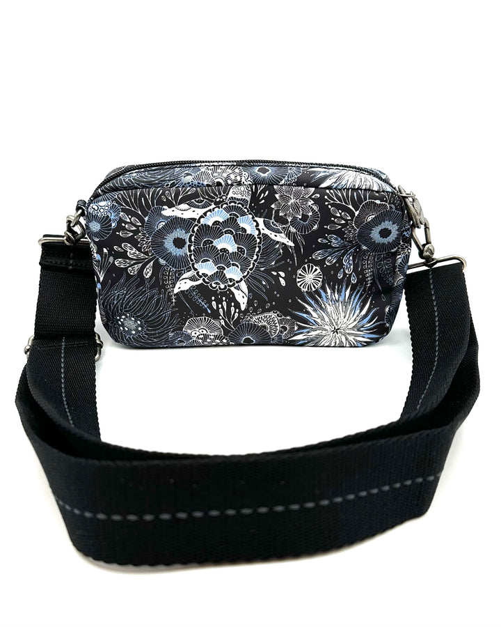 Black Water Motif Crossbody Wallet