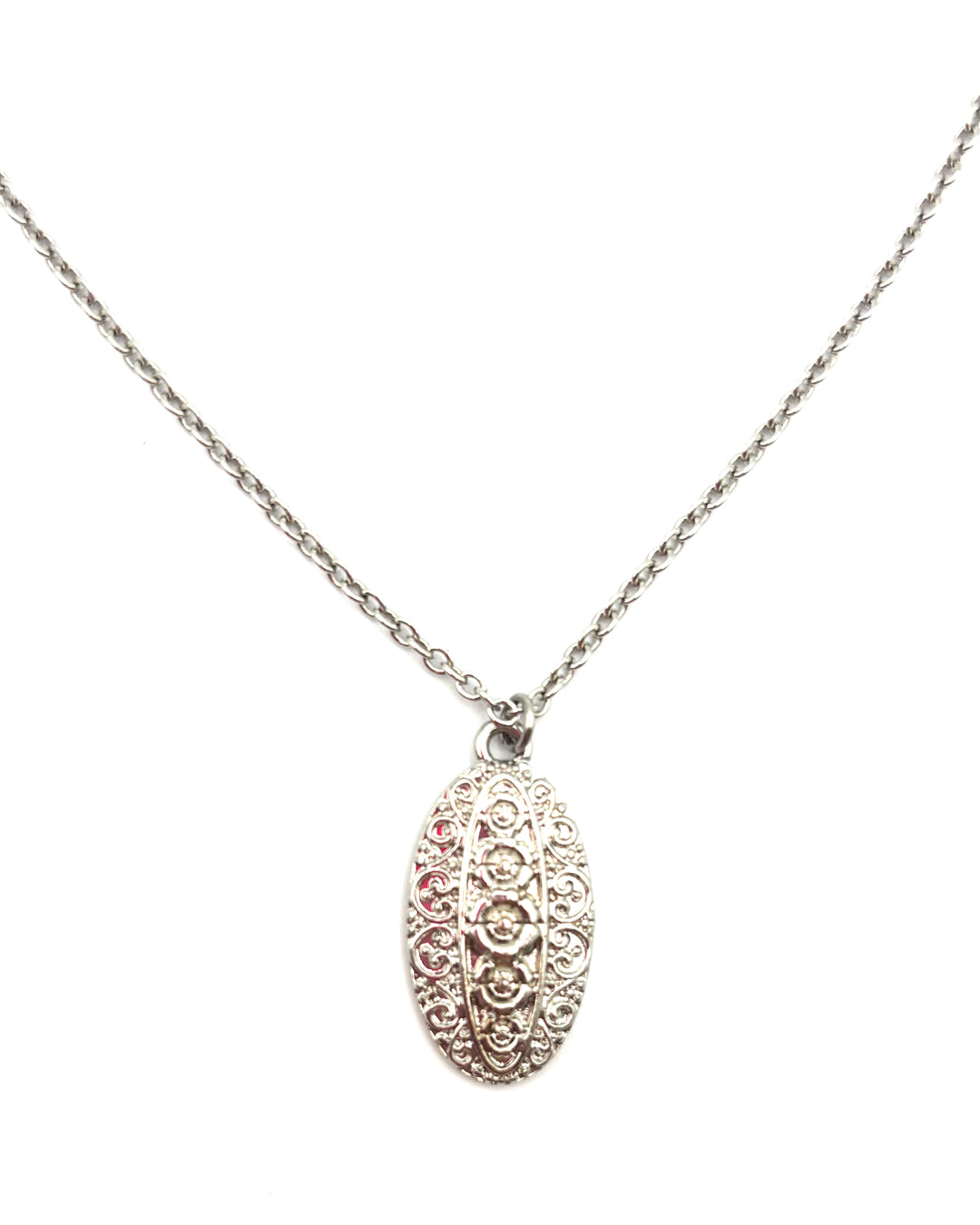 Silver Oval Pendant Necklace