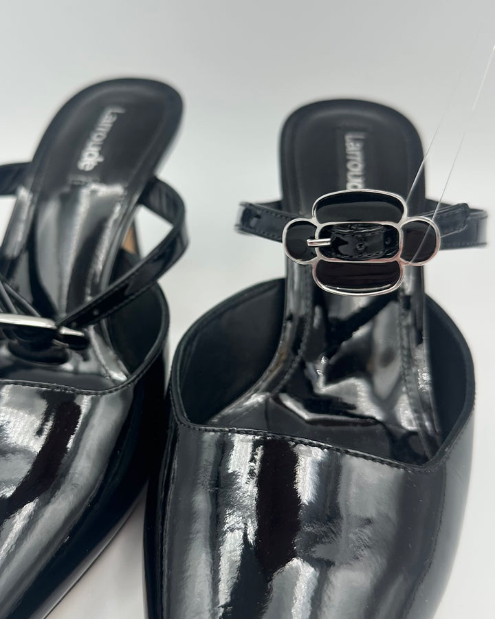 Black Patent Leather Pointed Toe Kitten Heel - Size 7