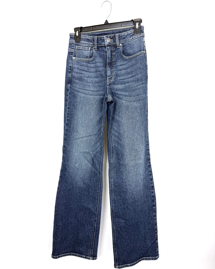 Mid-Wash Dusty Indigo Loose-Fit Bootcut Jeans - Size 2/4