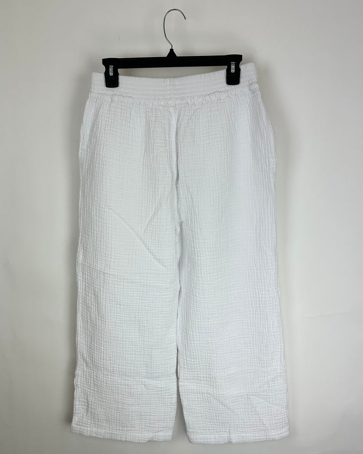 Powder White Seersucker Pants - Size 6/8
