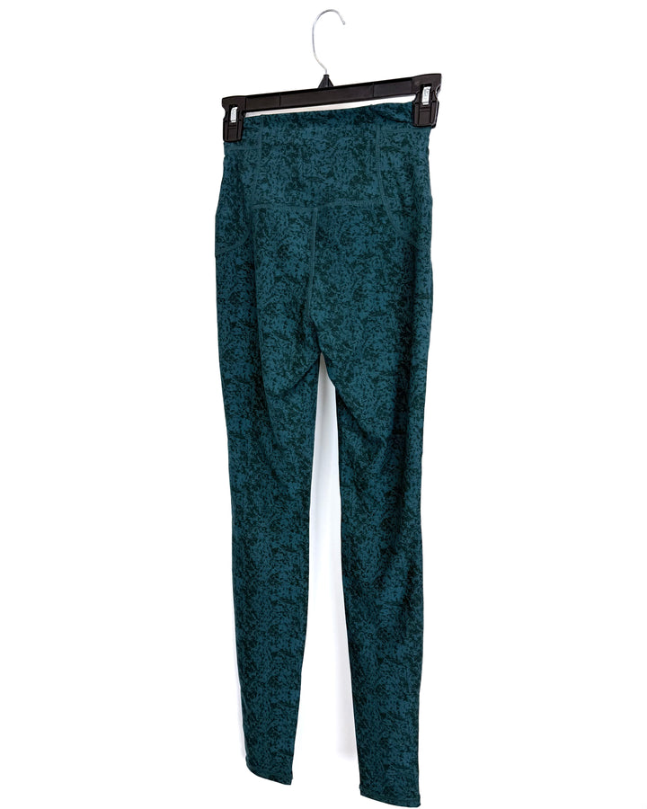 Aqua Green Abstract Yoga Pants - Size 0/2