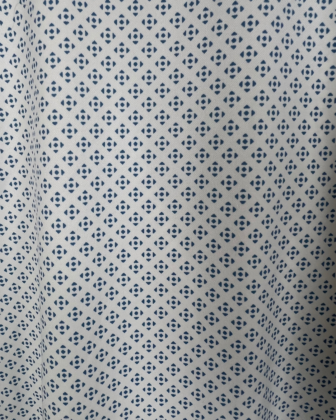 MENS White Collared Shirt With Blue Diamonds - Slim Fit Medium