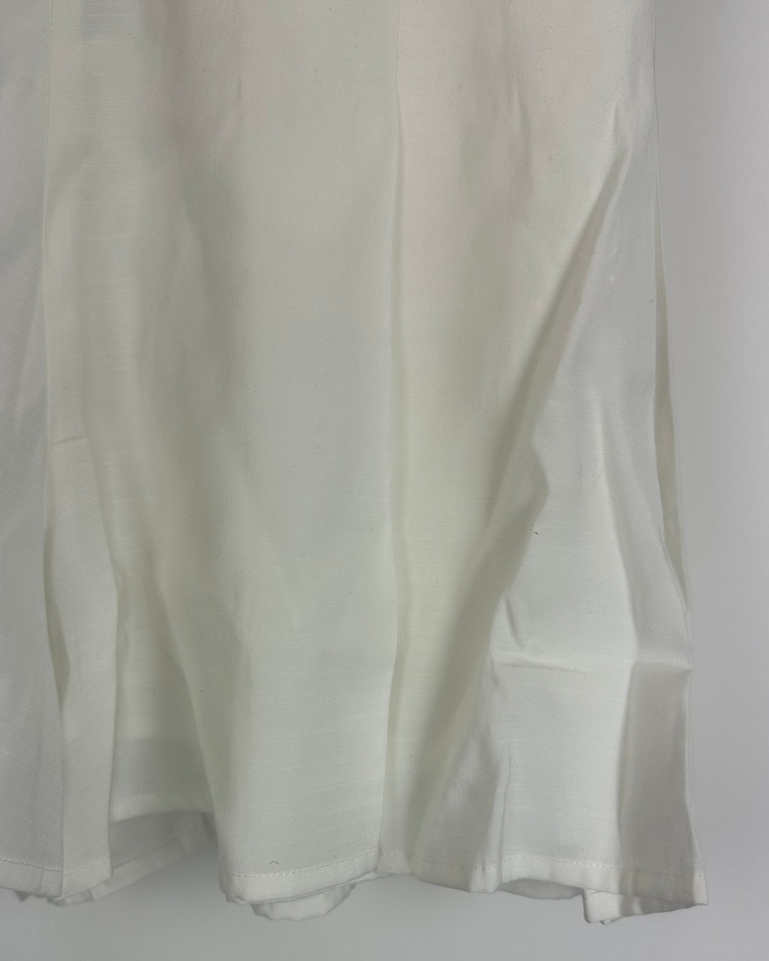 White Pleated Skort - Extra Large