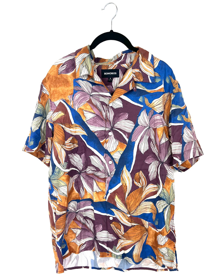 MENS Multicolor Tropical Floral Pattern Button-Up - Medium