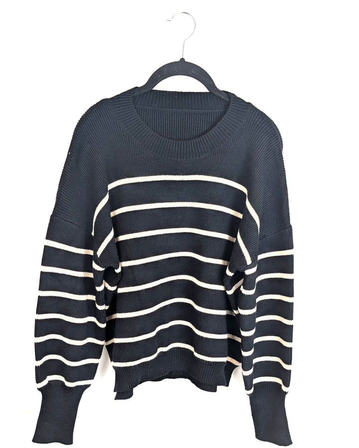 Black Cream Striped Mockneck Sweater - Small