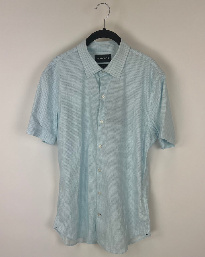 MENS Sky Blue Collared Shirt With Small Abstract Pattern - Medium