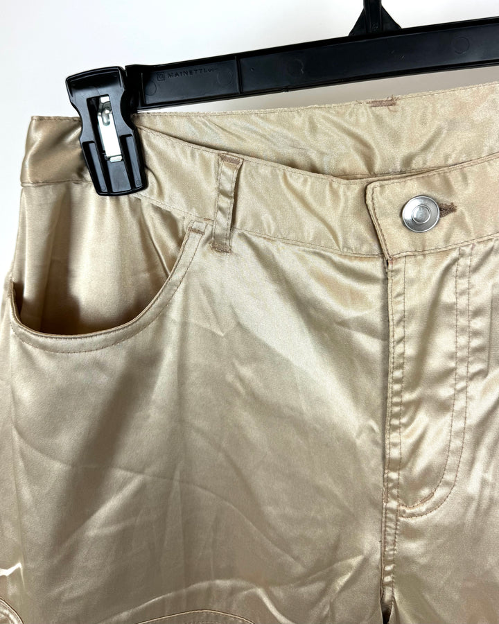 Shiny Gold Pants With Pockets - Size 2/4