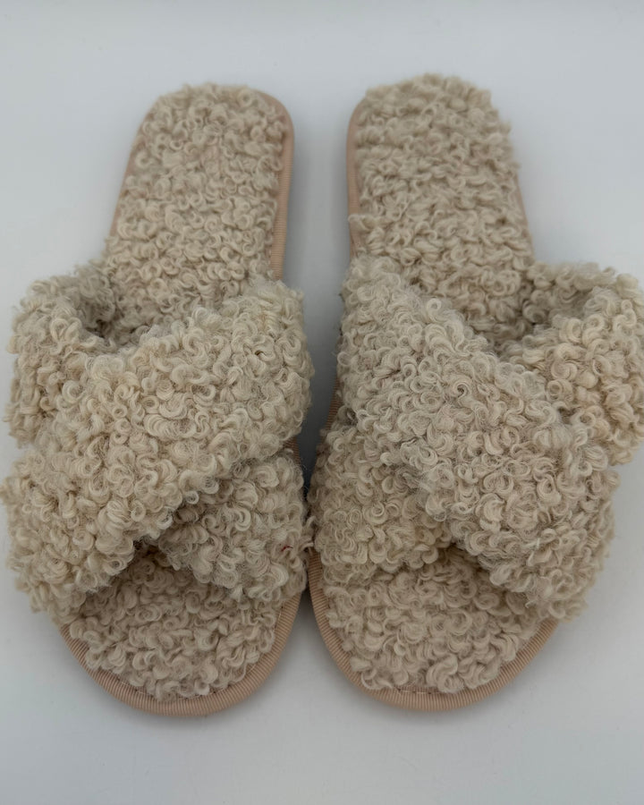 Open Toe Ivory Fuzzy Slippers - Size 6/6.5