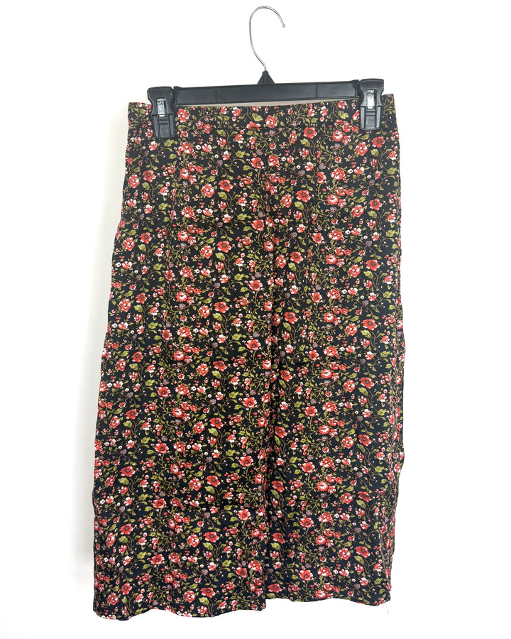 Dark Floral Slit Skirt - Size 2/4
