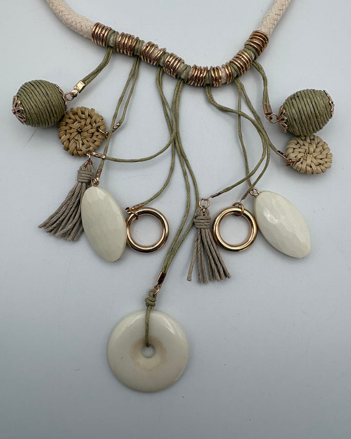 Yarn-Like Decorative Necklace