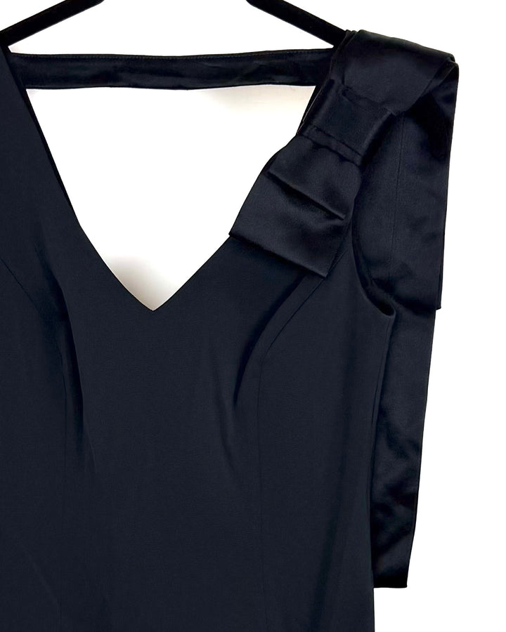 Raven Black Sweetheart Bow Dress - Size 0/2, 4/6 and 8/10