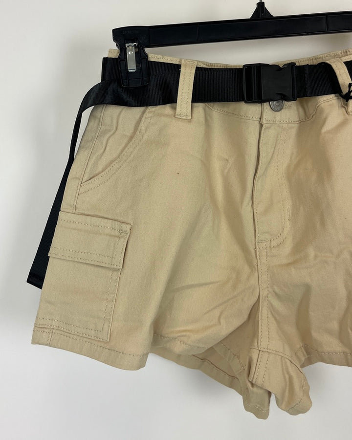 Tan Cargo Shorts With Buckle Belt - Size 4/6