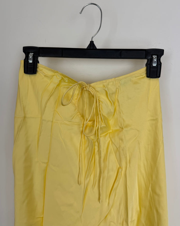Butter Yellow Straight Skirt - 0/2, 2/4