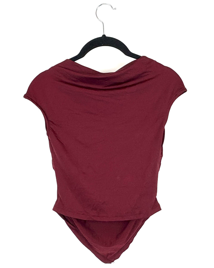 Short Sleeve Red Ruched Side Top - Size 2/4