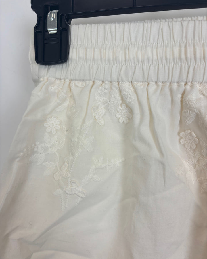 Floral Print Lace White Shorts - Size 00/0