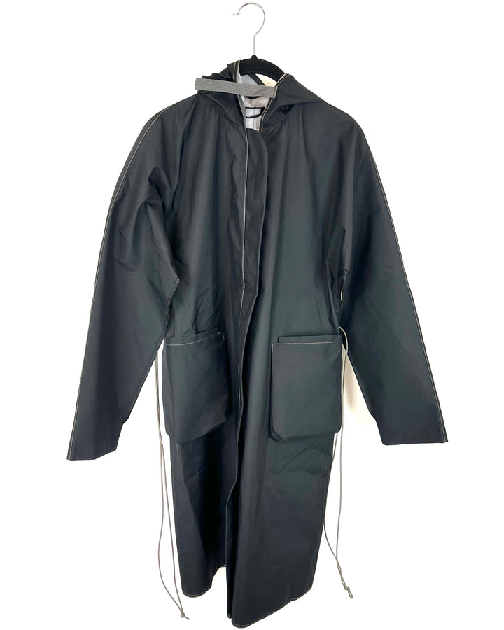 Black Hooded Long Sleeve Raincoat With Pockets - Size 6/8