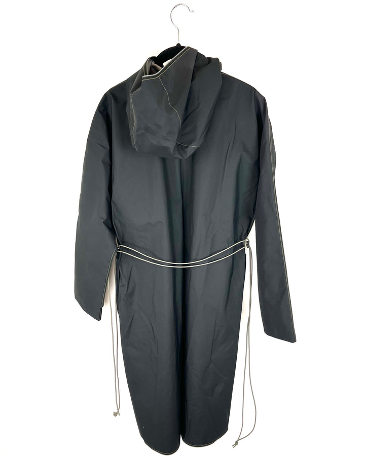 Black Hooded Long Sleeve Raincoat With Pockets - Size 6/8