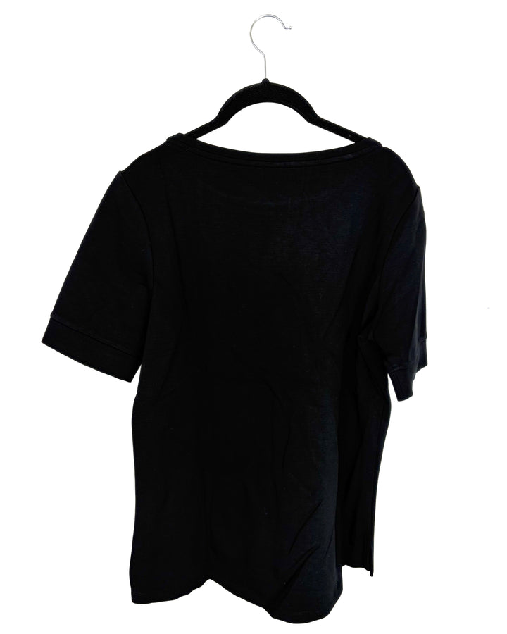 Black T-Shirt - Size 6/8