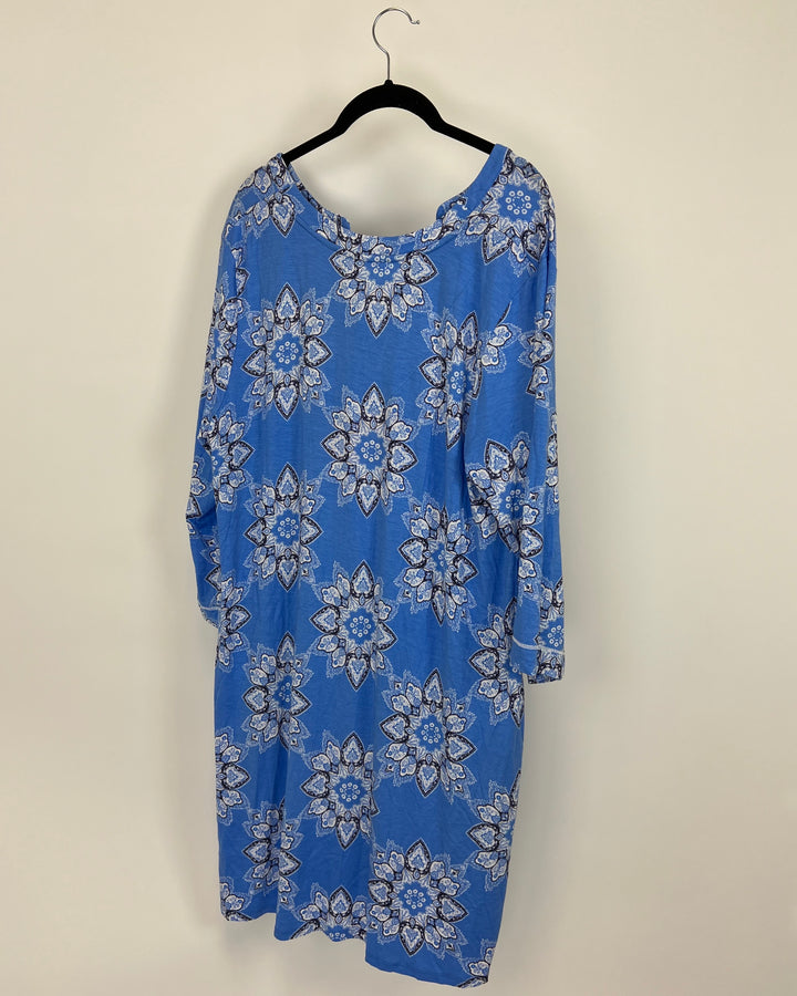 Blue Abstract Floral Lounge Dress - Size 16/18
