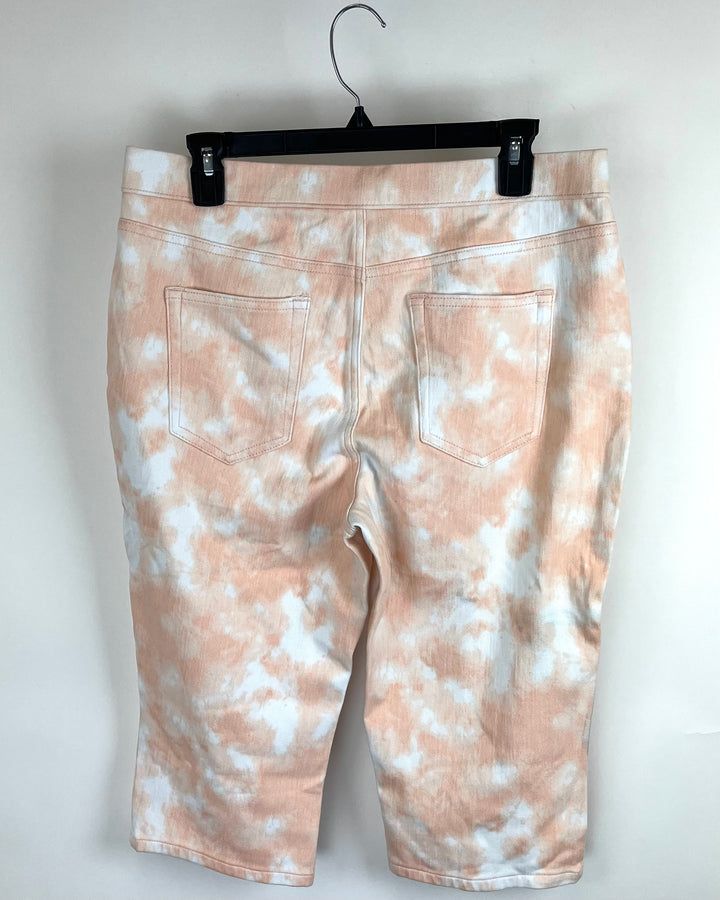 Light Pink Tie Dye Capri Jeans - Size 12