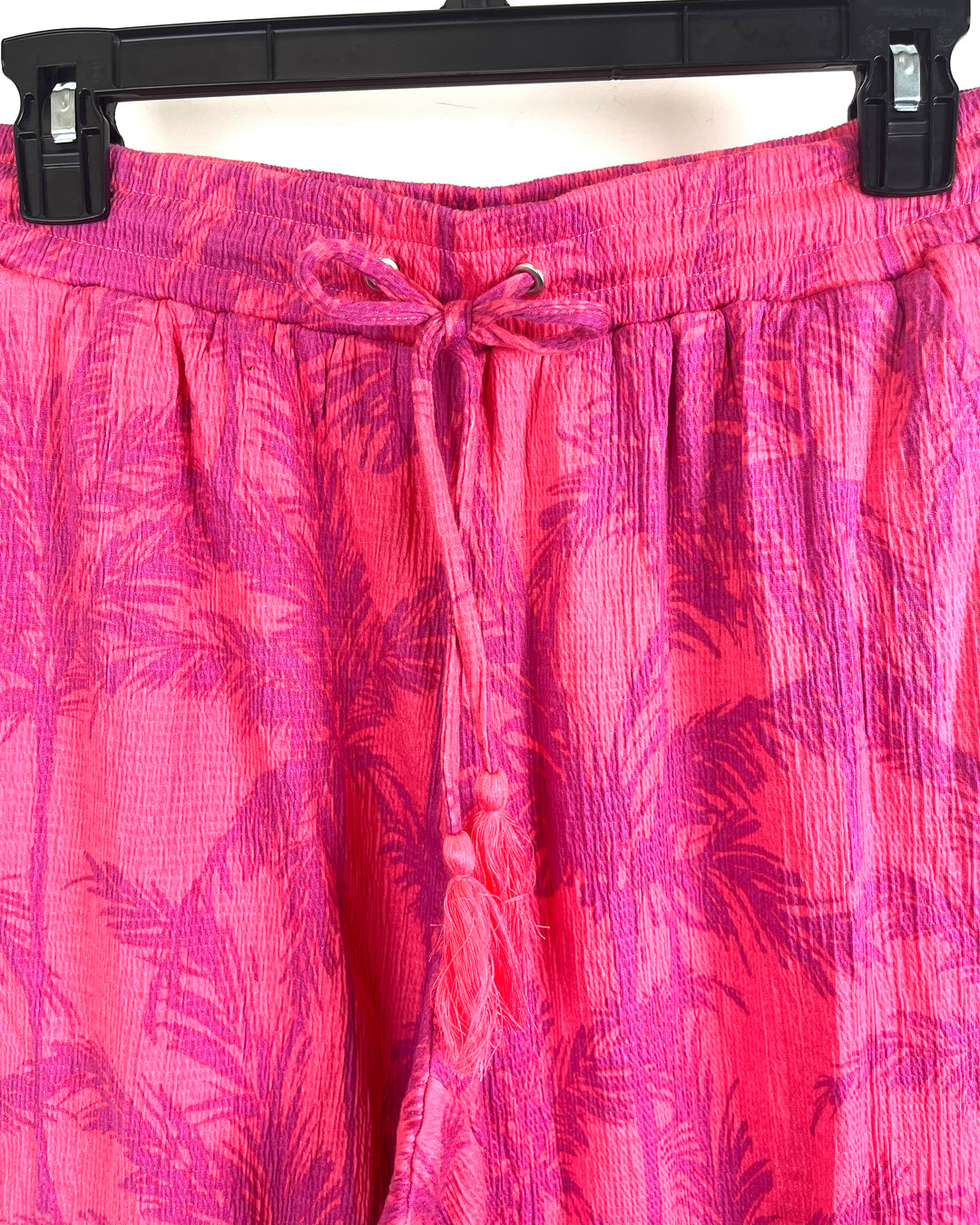 Sunset Palms Pink Capri Pants- Size 6/8