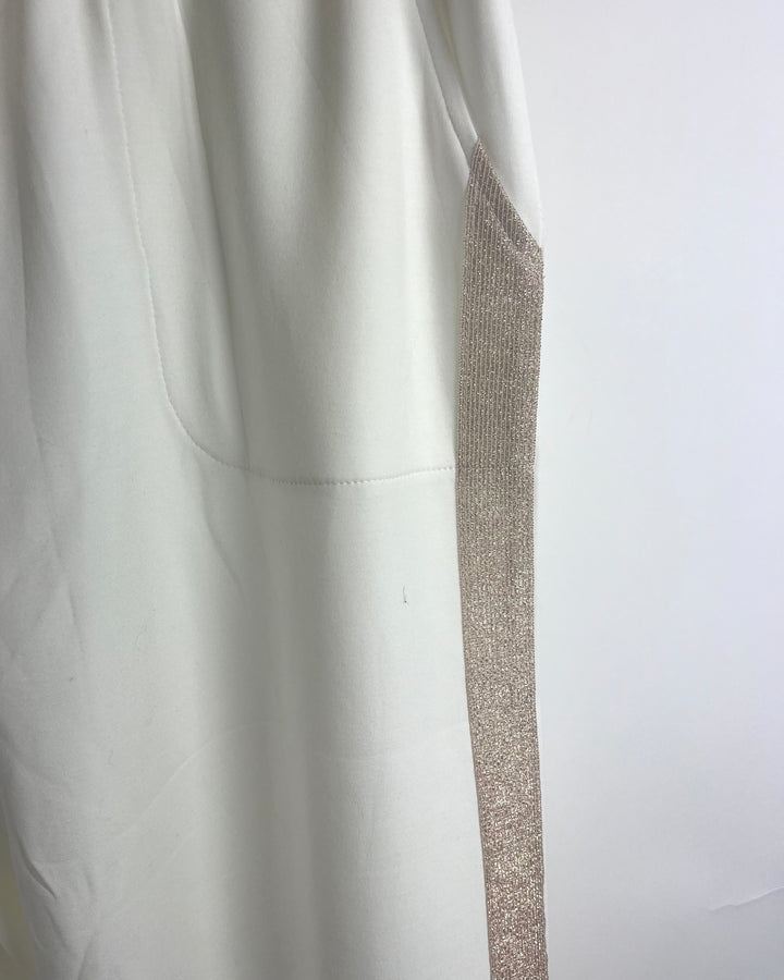 White Wide Leg Pants With Thick Rose Gold Stripe - Size 6/8